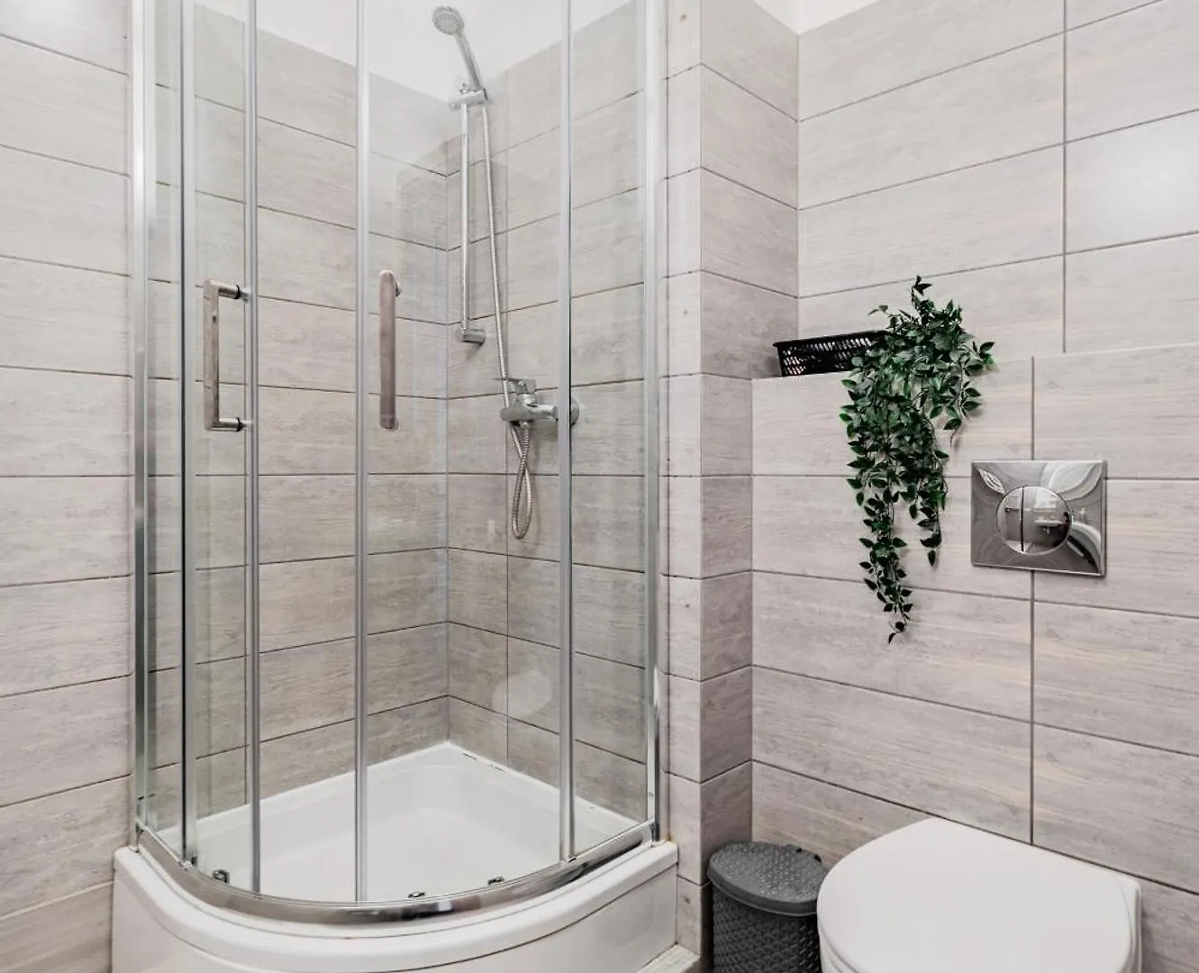 West Station Apartments By Arrenda Warsaw