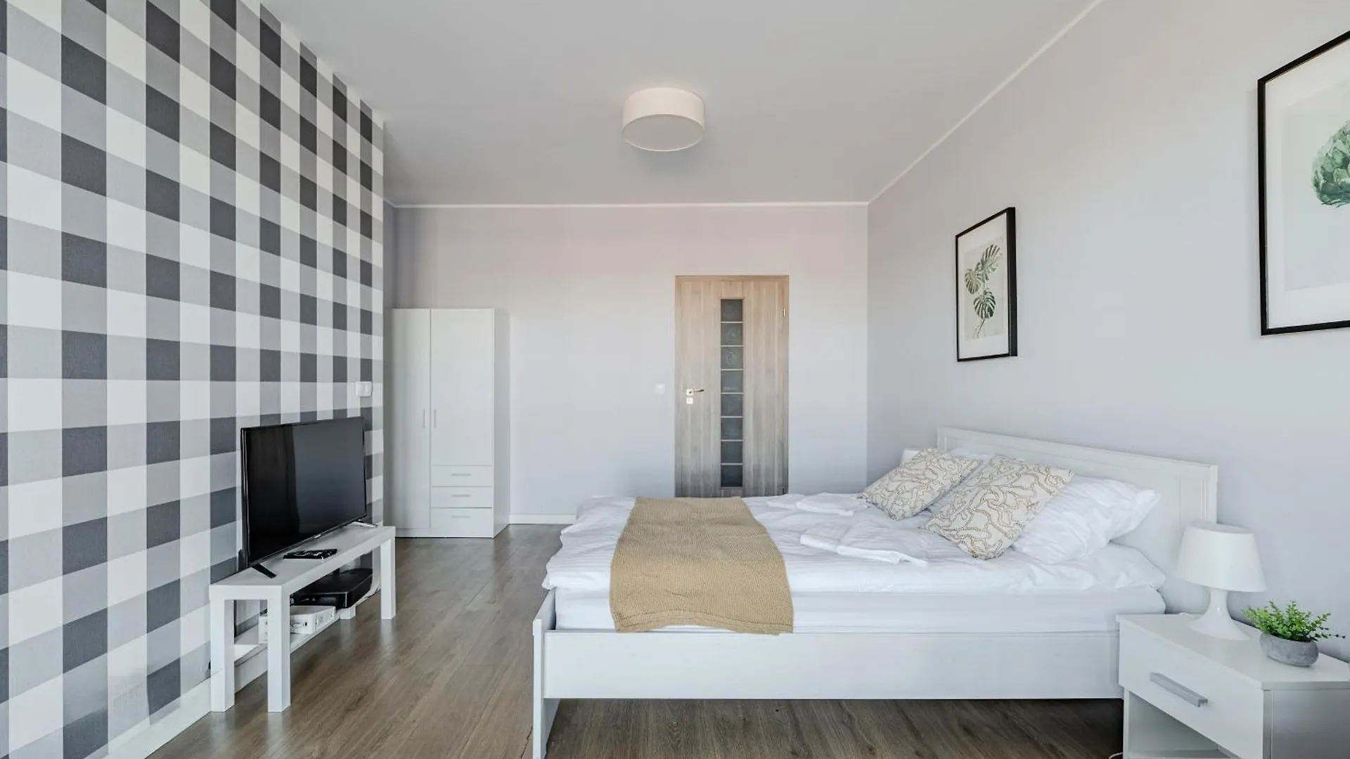 West Station Apartments By Arrenda Warsaw Poland